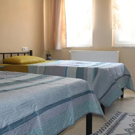 Dionyssos Apartment Διαμέρισμα *