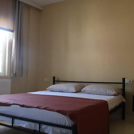 Dionyssos Apartment *